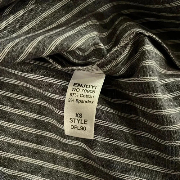 Michael Stars Button Down Shirt | Blue and White | X Small - Picture 4 of 5